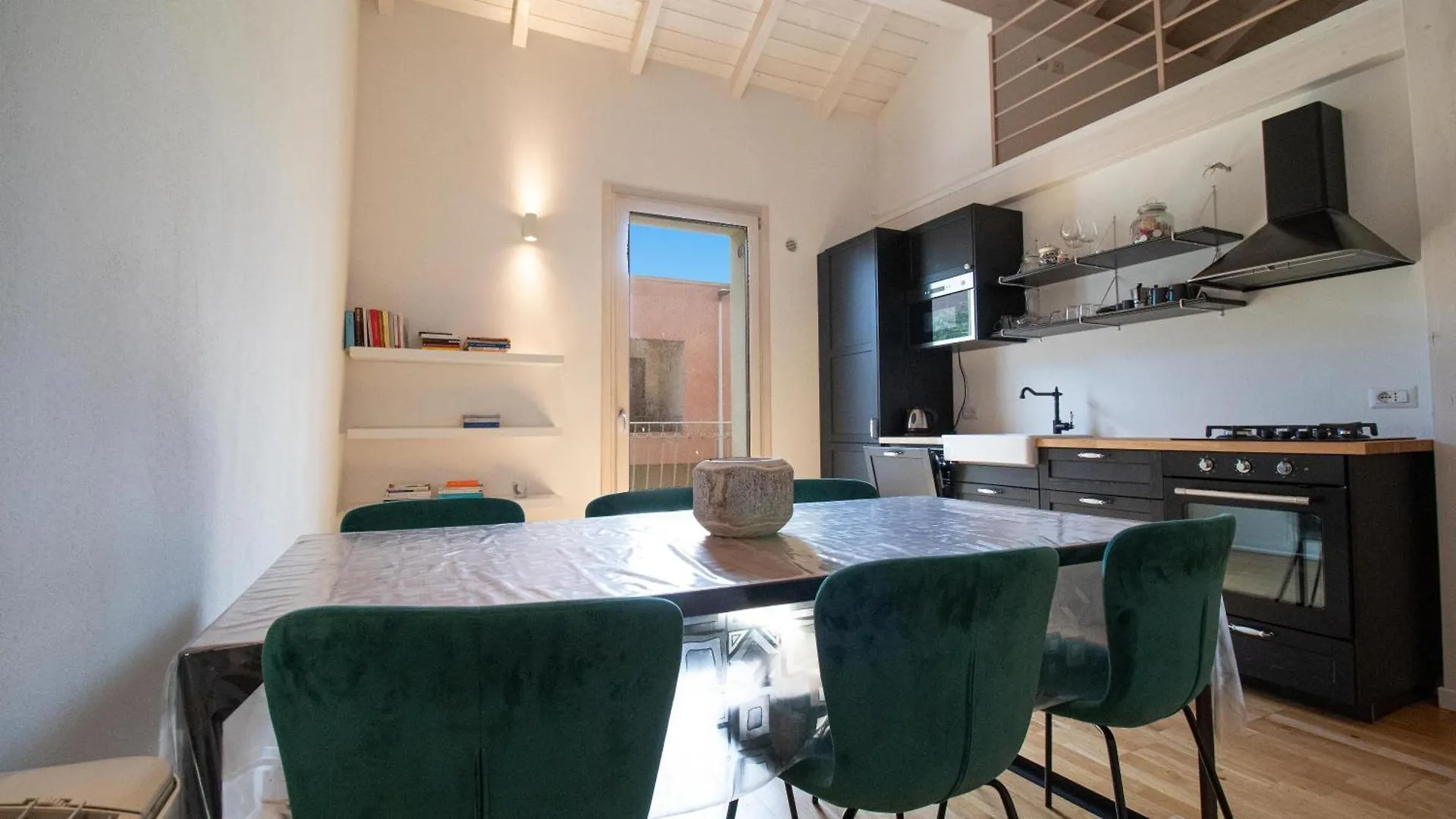 Corte Coronardi - Elegante Casa Campidanese Quartu Sant'Elena Italy